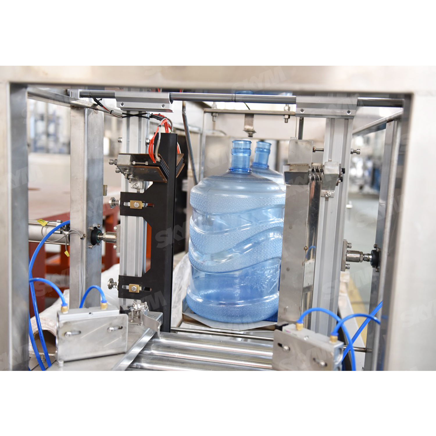 آلة تعبئة زجاجة المياه المعدنية 5 جالون QGF150