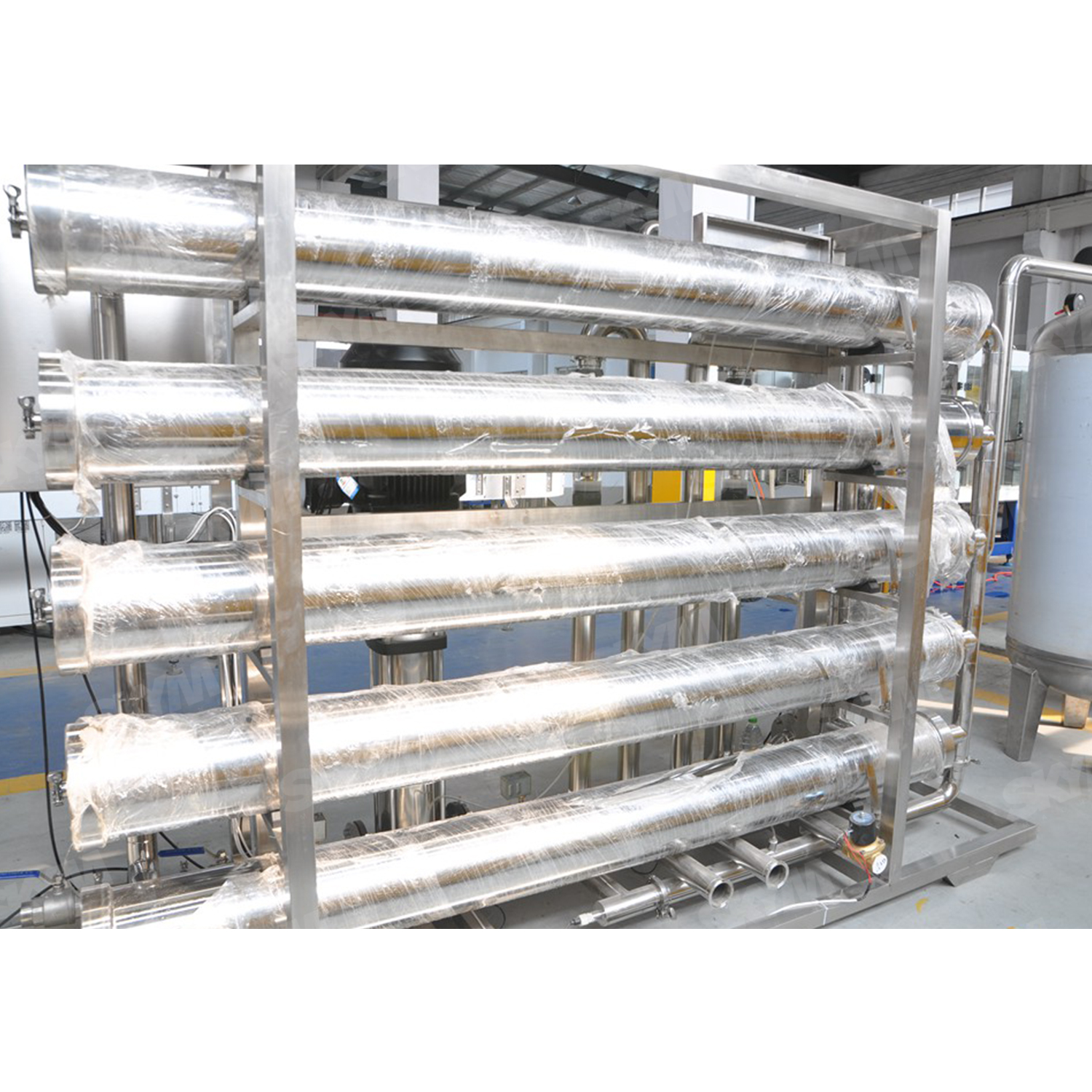 معدات معالجة تنقية تصفية المياه مع RO / UV / Ozone